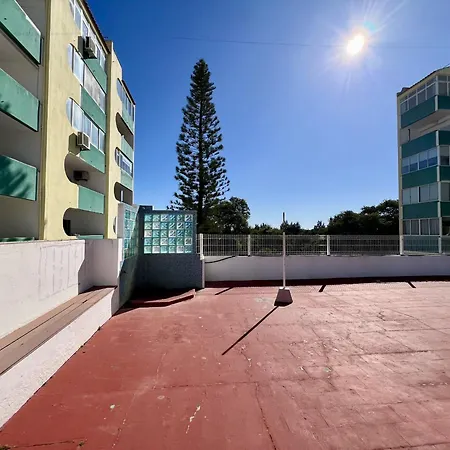 Modern With Pool By Homing Apartment *