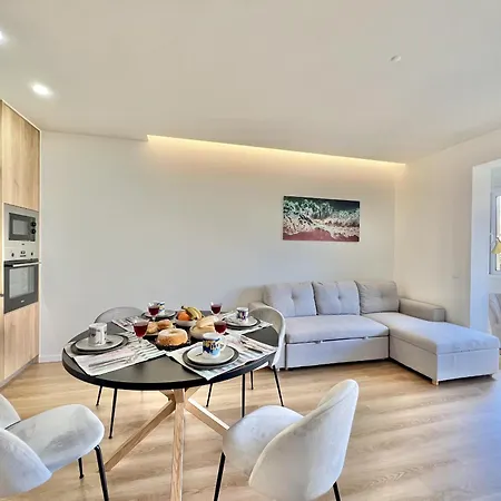 Apartment Modern With Pool By Homing *