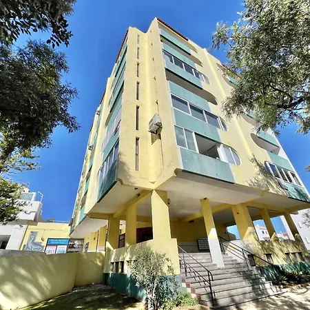 Modern With Pool By Homing Apartment *