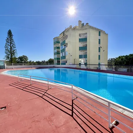 Modern With Pool By Homing *