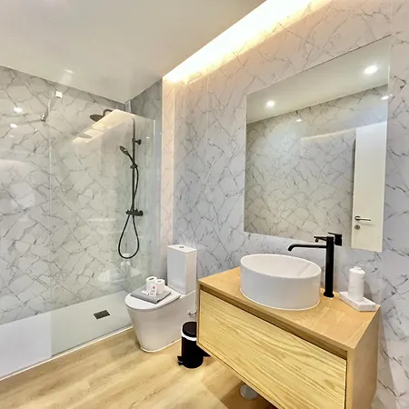 Apartman Modern With Pool By Homing *